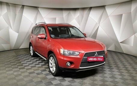 Mitsubishi Outlander III рестайлинг 3, 2010 год, 825 150 рублей, 3 фотография