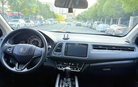 Honda Vezel, 2021 год, 1 450 000 рублей, 8 фотография