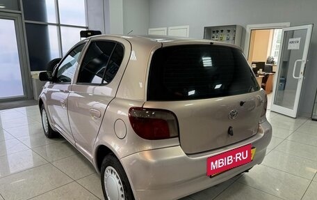Toyota Vitz, 2000 год, 365 000 рублей, 3 фотография