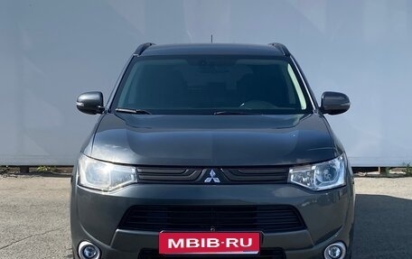 Mitsubishi Outlander III рестайлинг 3, 2013 год, 1 150 000 рублей, 2 фотография
