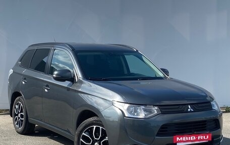 Mitsubishi Outlander III рестайлинг 3, 2013 год, 1 150 000 рублей, 3 фотография
