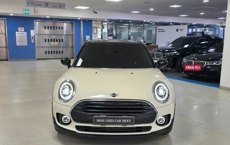 MINI Clubman, 2022 год, 2 900 111 рублей, 3 фотография