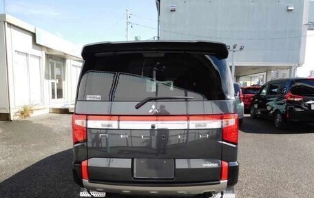 Mitsubishi Delica D:5 I, 2022 год, 2 897 000 рублей, 6 фотография