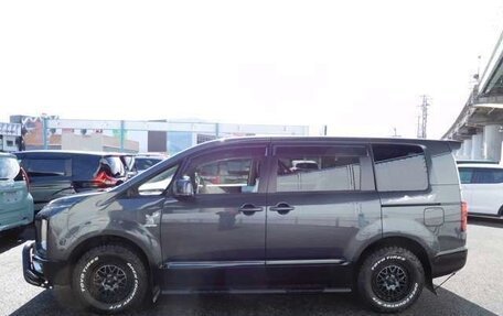 Mitsubishi Delica D:5 I, 2022 год, 2 897 000 рублей, 8 фотография