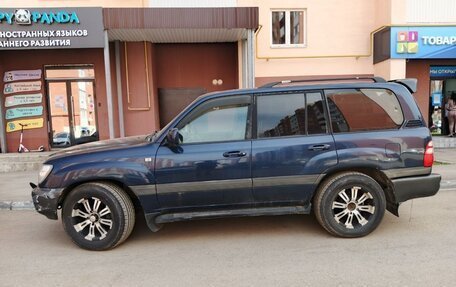 Toyota Land Cruiser 100 рестайлинг 2, 2000 год, 900 000 рублей, 4 фотография