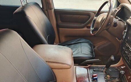 Toyota Land Cruiser 100 рестайлинг 2, 2000 год, 900 000 рублей, 5 фотография