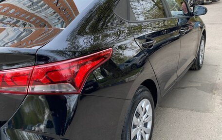 Hyundai Solaris II рестайлинг, 2021 год, 1 800 000 рублей, 5 фотография