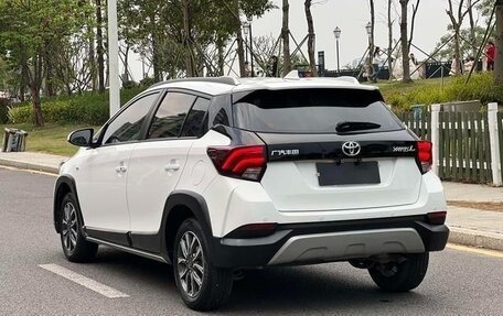 Toyota Yaris XP150 рестайлинг, 2021 год, 1 120 443 рублей, 3 фотография