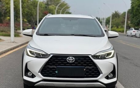 Toyota Yaris XP150 рестайлинг, 2021 год, 1 120 443 рублей, 2 фотография