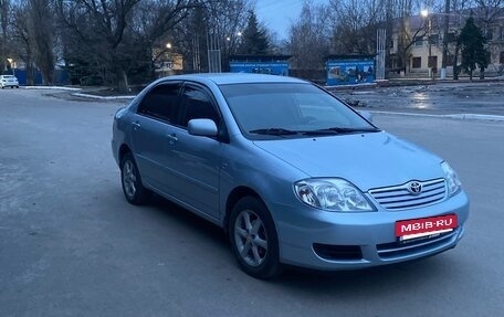 Toyota Corolla, 2005 год, 675 000 рублей, 3 фотография