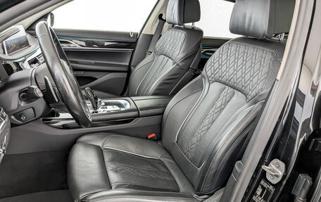 BMW 7 серия, 2020 год, 6 790 000 рублей, 20 фотография