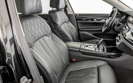BMW 7 серия, 2020 год, 6 790 000 рублей, 25 фотография