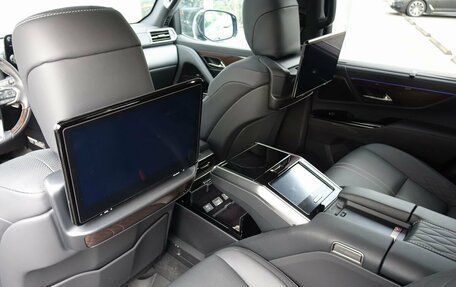 Lexus LX, 2024 год, 19 950 000 рублей, 18 фотография