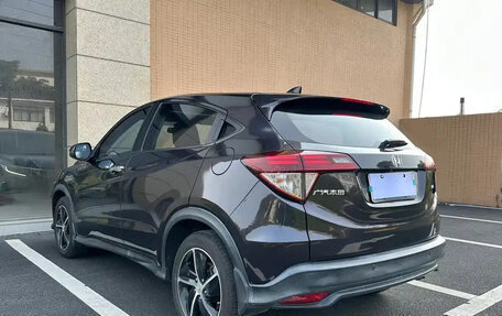 Honda Vezel, 2021 год, 1 500 000 рублей, 9 фотография