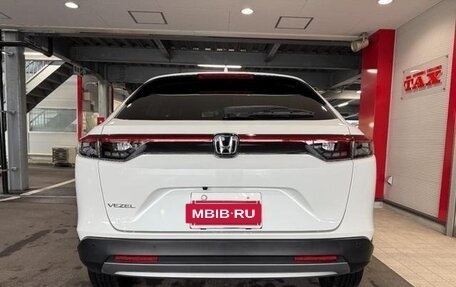 Honda Vezel, 2021 год, 1 550 000 рублей, 4 фотография