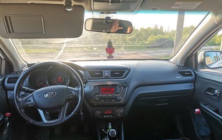 KIA Rio III рестайлинг, 2013 год, 970 000 рублей, 5 фотография