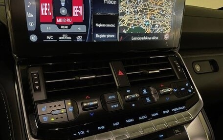 Toyota Land Cruiser, 2024 год, 5 фотография