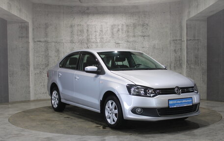 Volkswagen Polo VI (EU Market), 2012 год, 747 000 рублей, 3 фотография