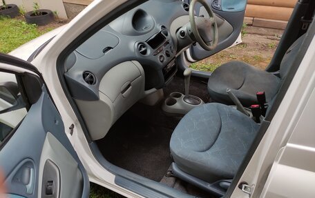 Toyota Vitz, 2001 год, 470 000 рублей, 10 фотография
