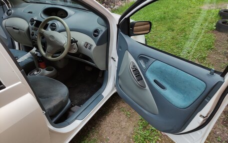 Toyota Vitz, 2001 год, 470 000 рублей, 9 фотография