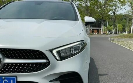 Mercedes-Benz A-Класс, 2020 год, 1 900 000 рублей, 8 фотография