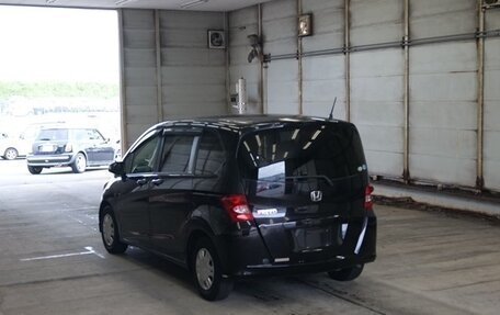 Honda Freed I, 2010 год, 750 000 рублей, 2 фотография