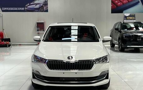 Skoda Rapid II, 2022 год, 1 200 000 рублей, 3 фотография