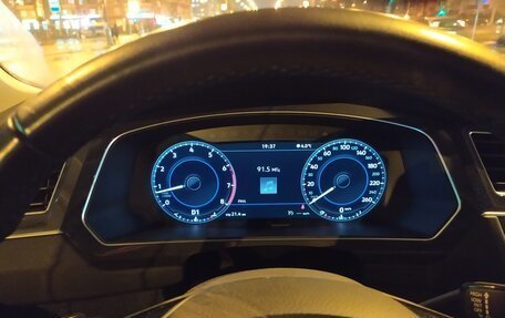 Volkswagen Tiguan II, 2018 год, 1 600 000 рублей, 4 фотография