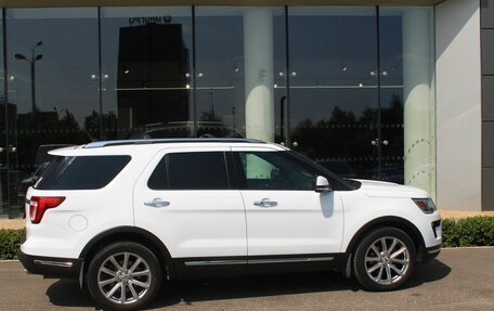 Ford Explorer VI, 2019 год, 2 850 000 рублей, 6 фотография
