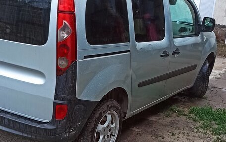 Renault Kangoo II рестайлинг, 2009 год, 500 000 рублей, 3 фотография