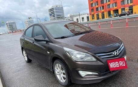 Hyundai Solaris II рестайлинг, 2015 год, 1 100 000 рублей, 4 фотография