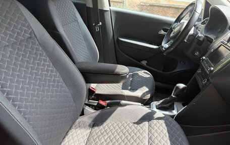 Volkswagen Polo VI (EU Market), 2019 год, 1 350 000 рублей, 4 фотография