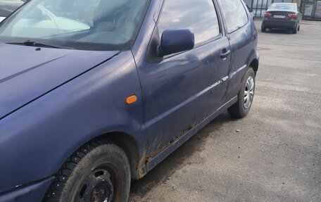 Volkswagen Polo III рестайлинг, 1998 год, 85 000 рублей, 2 фотография