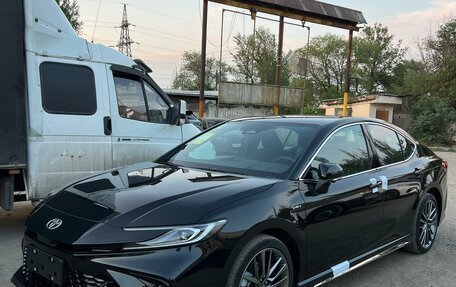 Toyota Camry, 2025 год, 3 700 000 рублей, 2 фотография