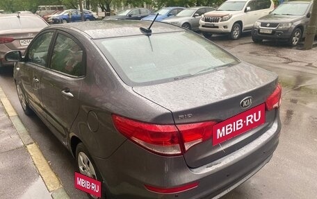 KIA Rio III рестайлинг, 2017 год, 1 100 000 рублей, 3 фотография