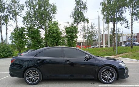 Toyota Camry, 2017 год, 2 100 000 рублей, 5 фотография