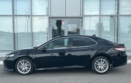 Toyota Camry, 2021 год, 2 370 000 рублей, 8 фотография