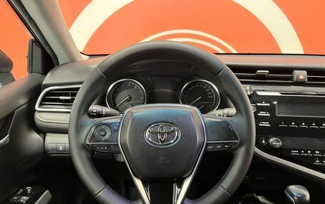 Toyota Camry, 2021 год, 2 370 000 рублей, 12 фотография