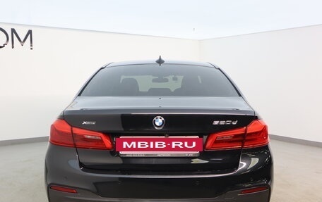 BMW 5 серия, 2018 год, 3 650 000 рублей, 4 фотография