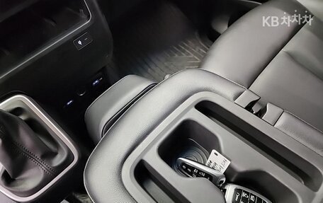 Hyundai Staria, 2022 год, 3 090 000 рублей, 7 фотография