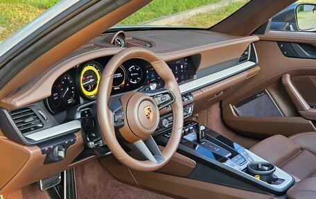 Porsche 911, 2022 год, 12 000 000 рублей, 6 фотография