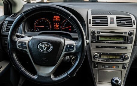 Toyota Avensis III рестайлинг, 2011 год, 1 100 000 рублей, 19 фотография