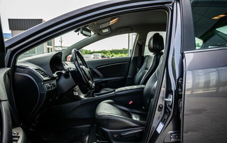 Toyota Avensis III рестайлинг, 2011 год, 1 100 000 рублей, 11 фотография