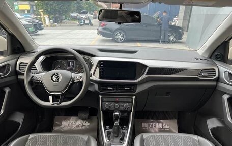 Volkswagen T-Cross I, 2021 год, 1 450 000 рублей, 6 фотография