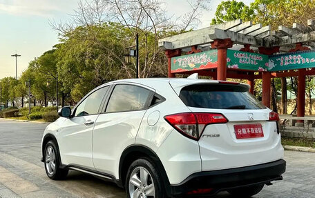 Honda Vezel, 2020 год, 1 350 000 рублей, 4 фотография