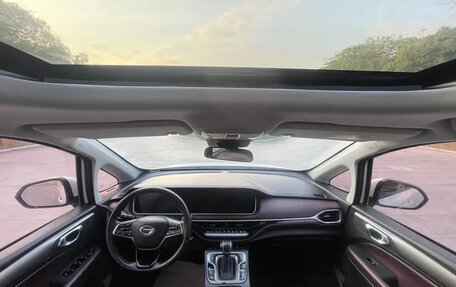 Honda Vezel, 2020 год, 1 350 000 рублей, 16 фотография