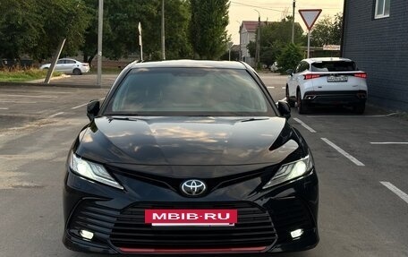Toyota Camry, 2021 год, 3 600 000 рублей, 4 фотография