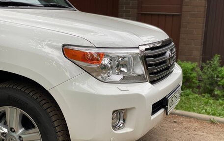 Toyota Land Cruiser 200, 2014 год, 8 280 000 рублей, 5 фотография
