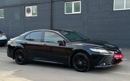 Toyota Camry, 2021 год, 3 600 000 рублей, 6 фотография