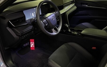 Toyota Camry, 2024 год, 3 960 000 рублей, 9 фотография